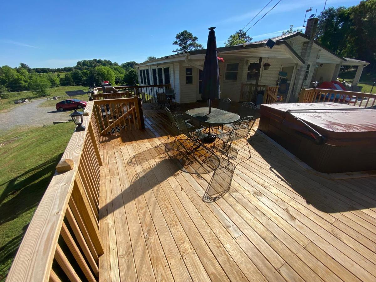 Apartment In The Country Etowah Esterno foto